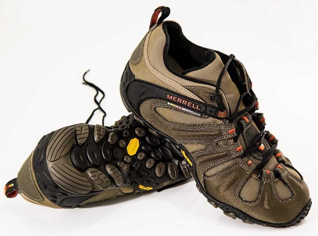 durable trekking boots